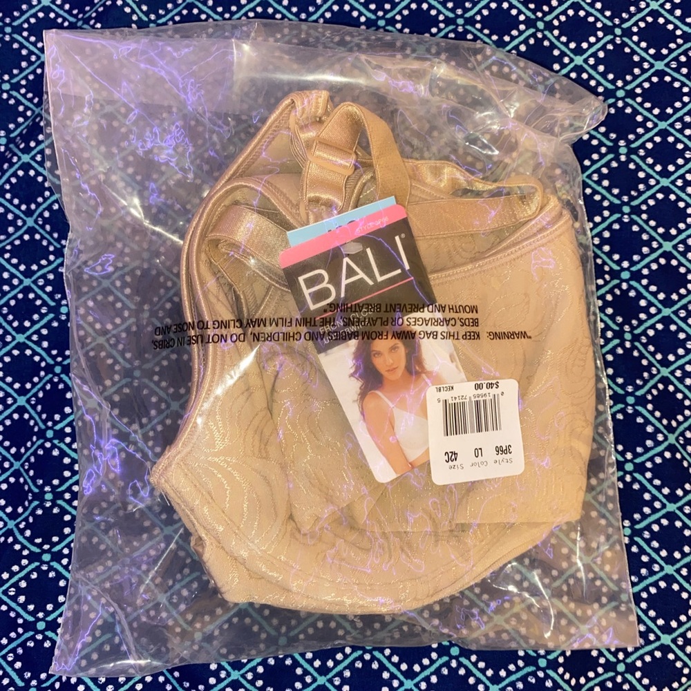 Bali front closure soft lined bra